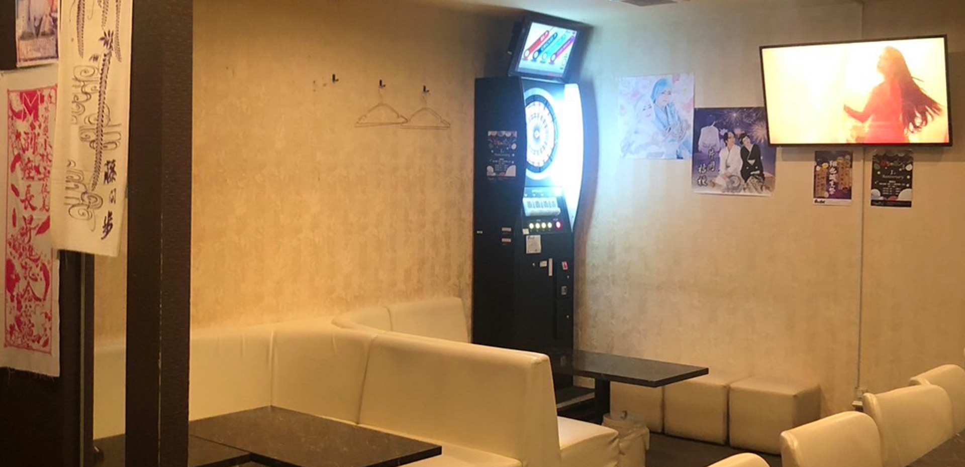 Bar がちゃポン！の内観画像